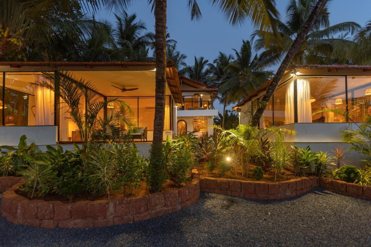 Pont Bleu Suites Riverside & Pool Canacona Ngoại thất bức ảnh