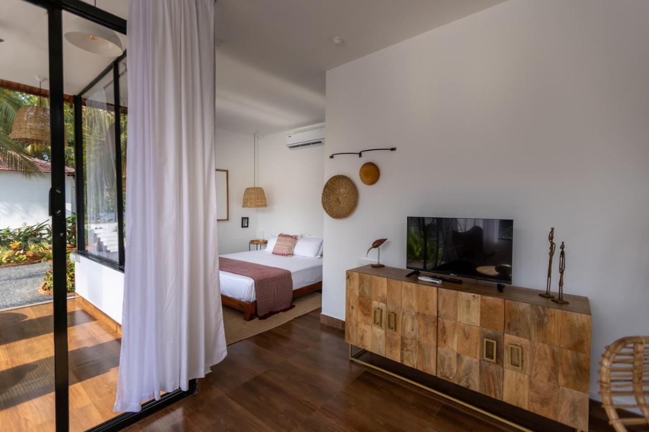 Pont Bleu Suites Riverside & Pool Canacona Ngoại thất bức ảnh