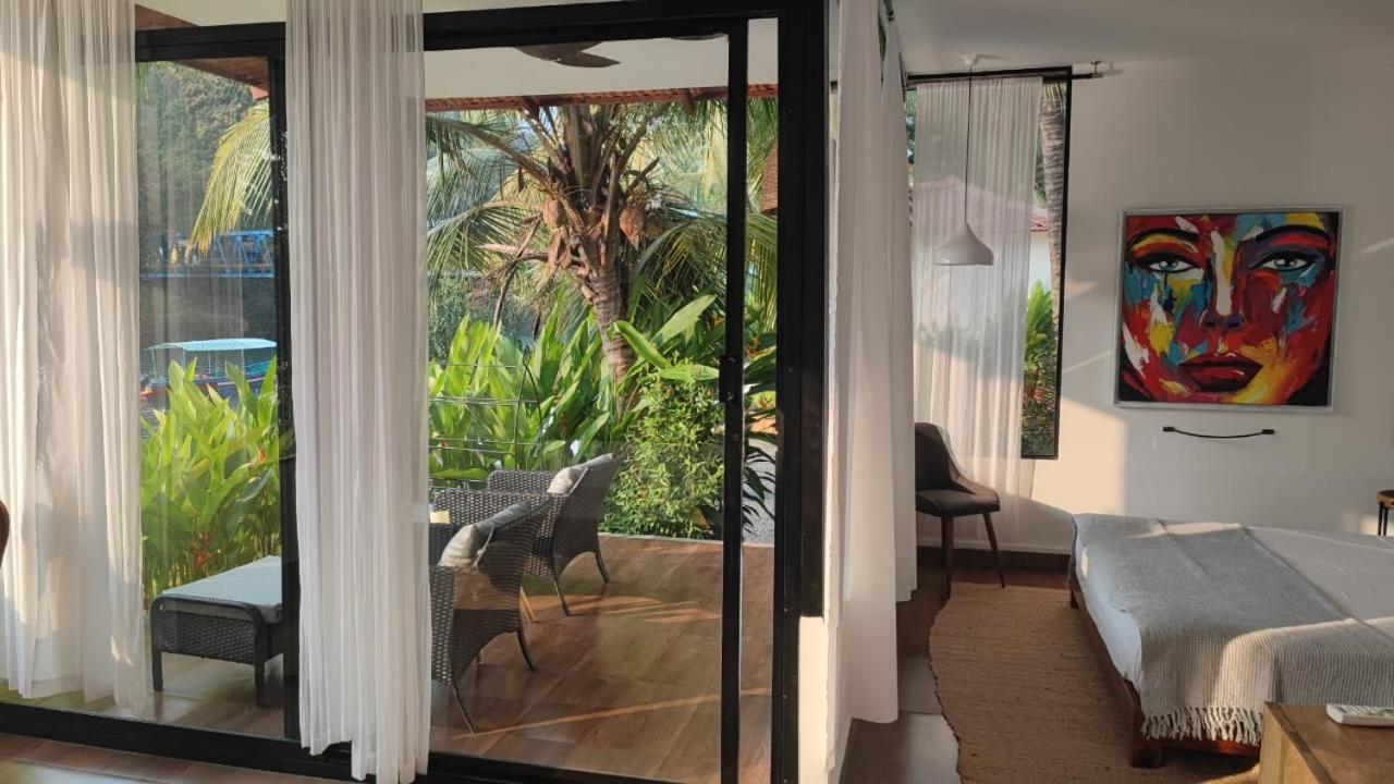 Pont Bleu Suites Riverside & Pool Canacona Ngoại thất bức ảnh